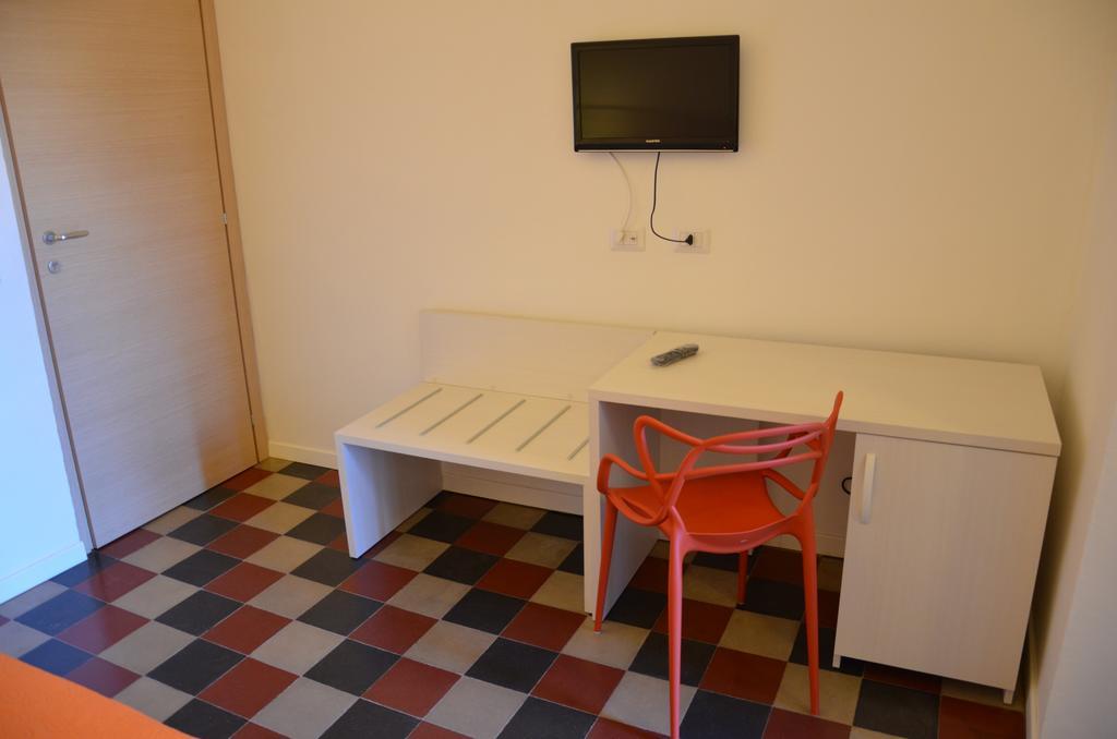 Affittacamere Il Vicoletto Olbia Phòng bức ảnh