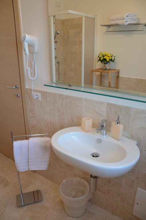 Affittacamere Il Vicoletto Olbia Phòng bức ảnh
